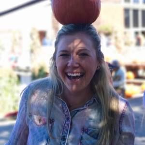 Meet your Posher, Samantha